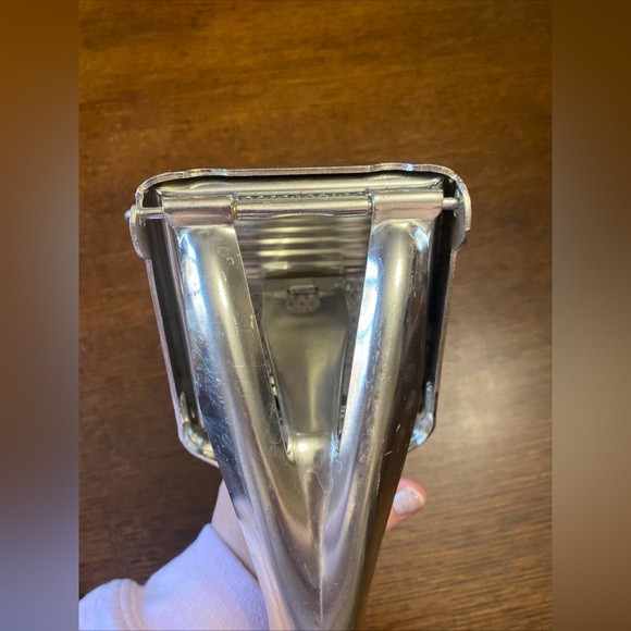 Stainless Steel Potato Vegetable Fruits Ricer Large Capacity Heavy Duty - Picture 5 of 10